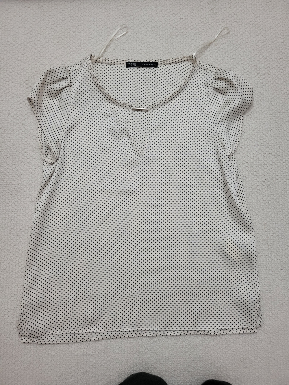 Zara White Polka Dot Cap Sleeve Blouse